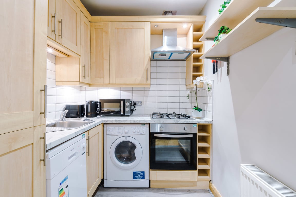 Flat 1, 2 Osborne Avenue