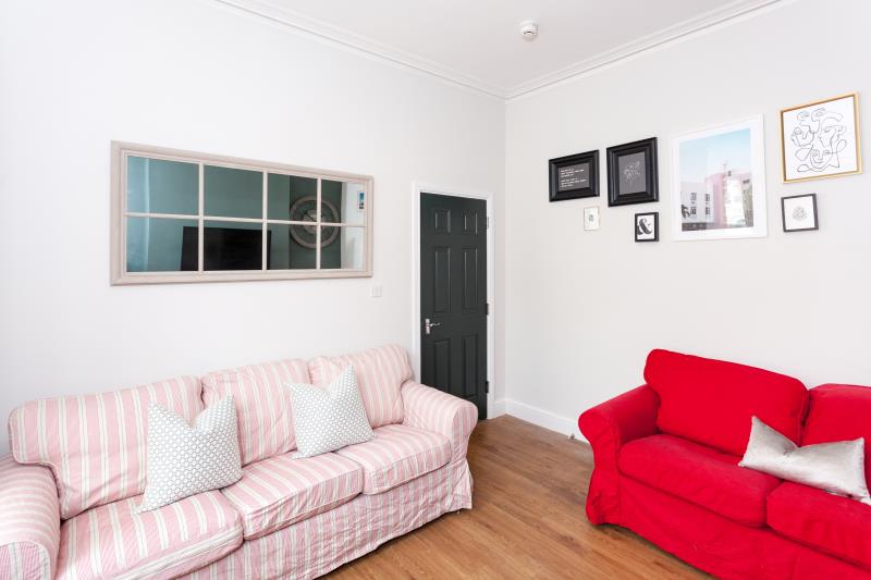 7 Llanishen Street