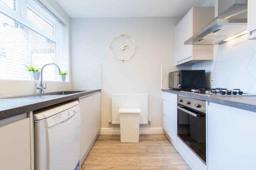 38 Kingswood Road