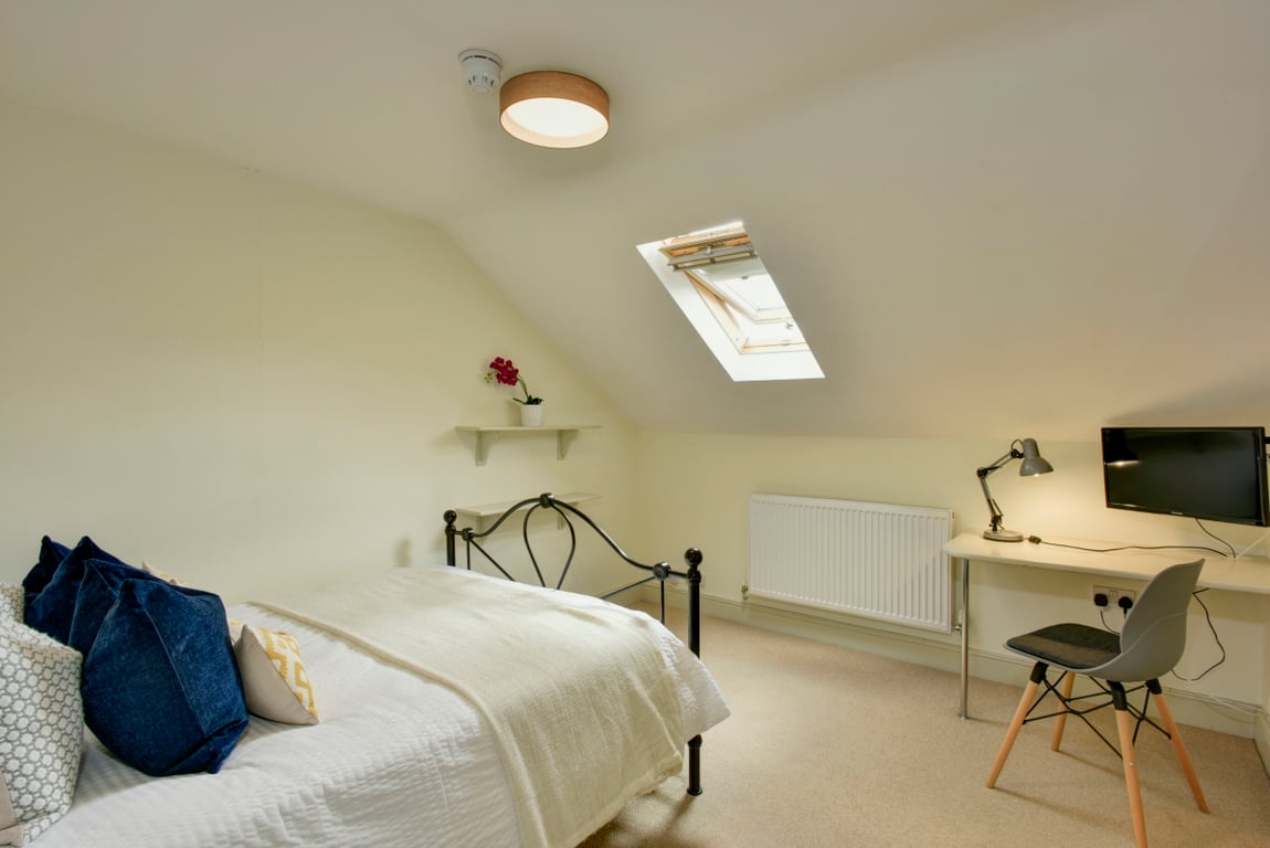 44 Manston Road