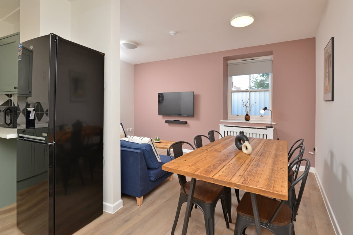 Flat 6, Isca Lofts