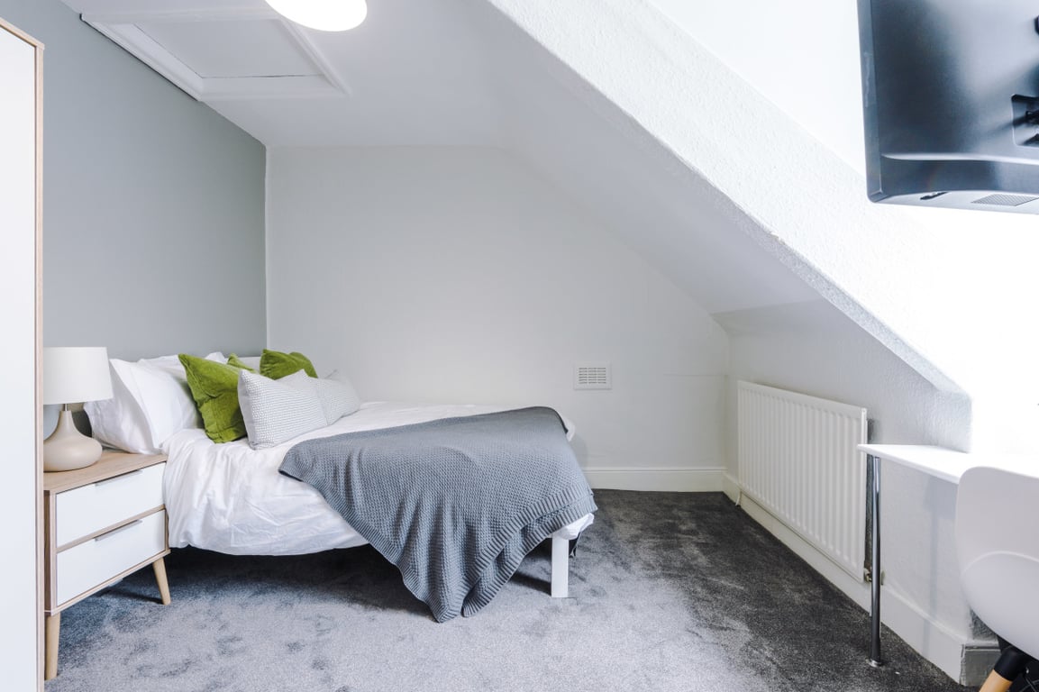 200 Sandyford Road