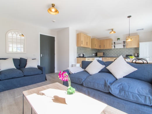 Flat 8, 6 Morrison Circus