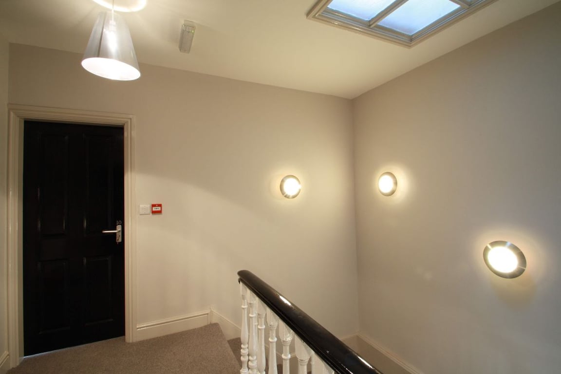 Flat 2, 154 Woodsley Road