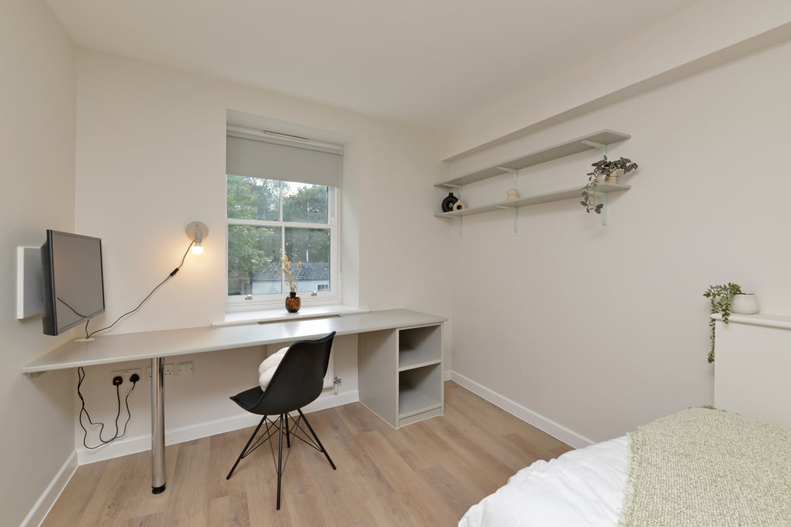 Flat 9, Isca Lofts