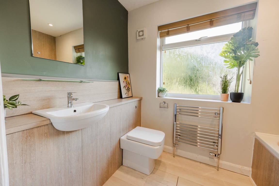 13 Laburnum Avenue