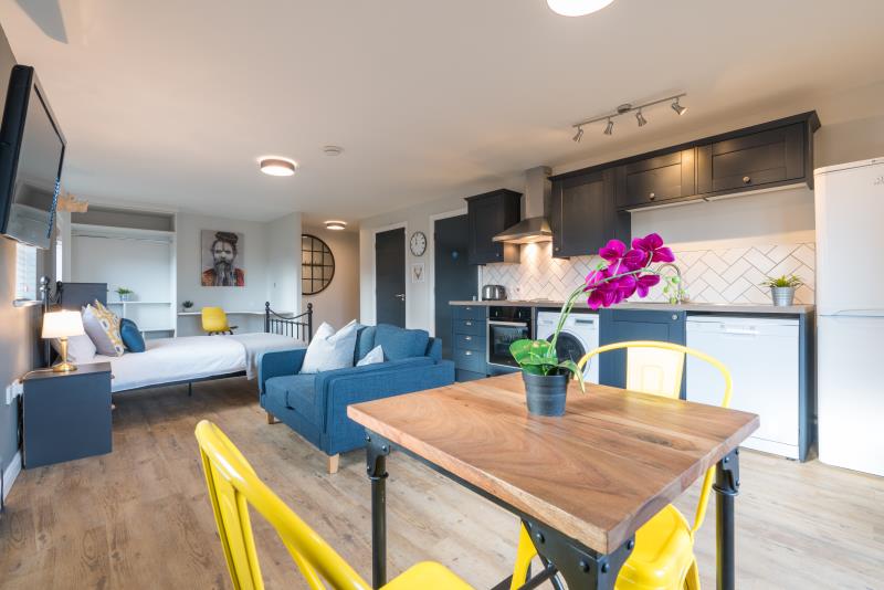 Flat 8, Byron Lofts