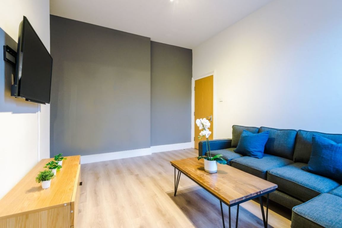 22 Tavistock Road