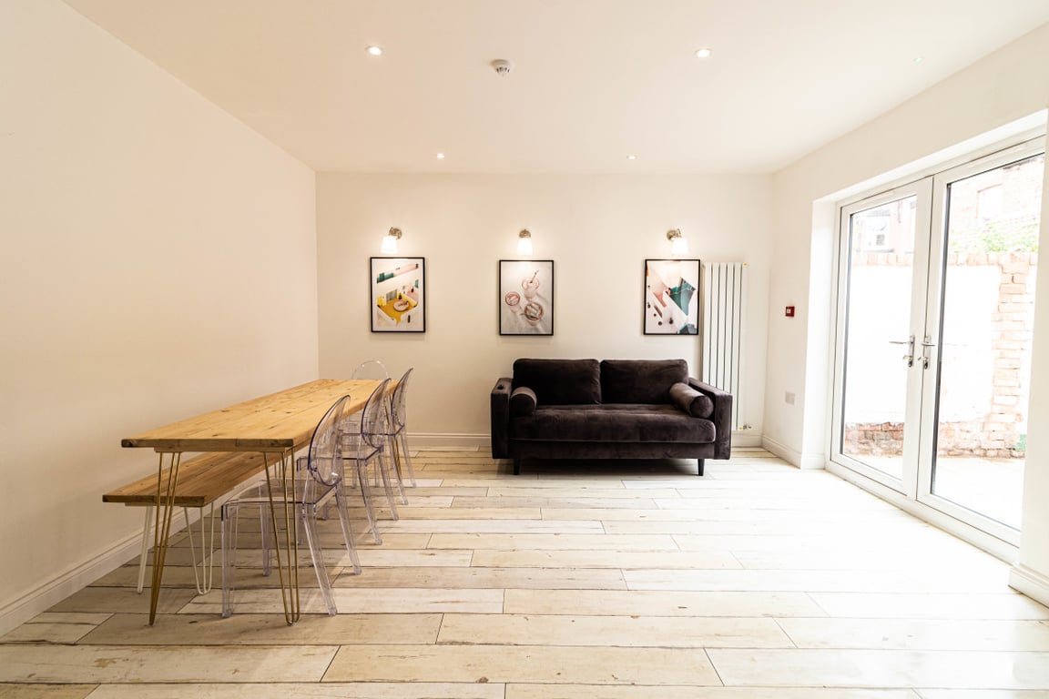 74 Woodcroft Road