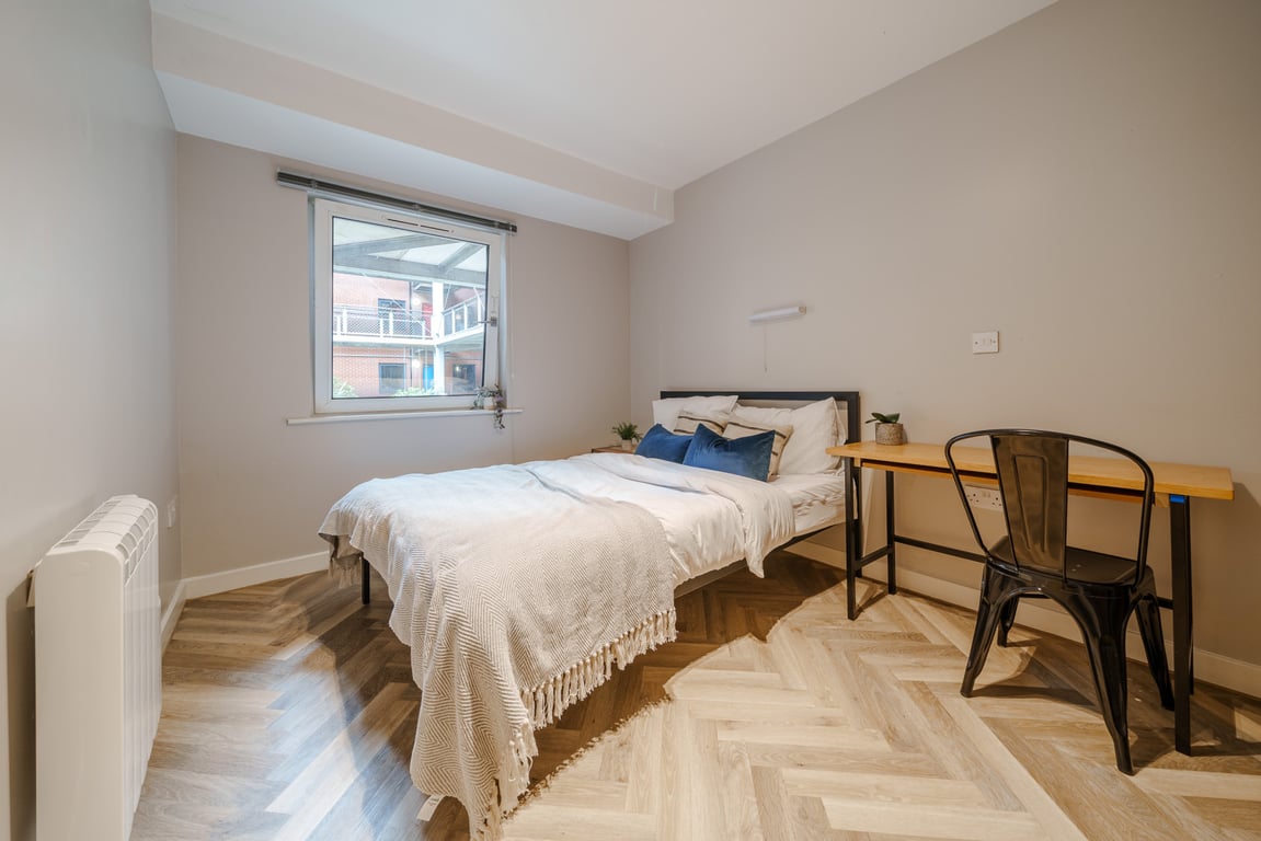 Flat 9, Mayfair Court