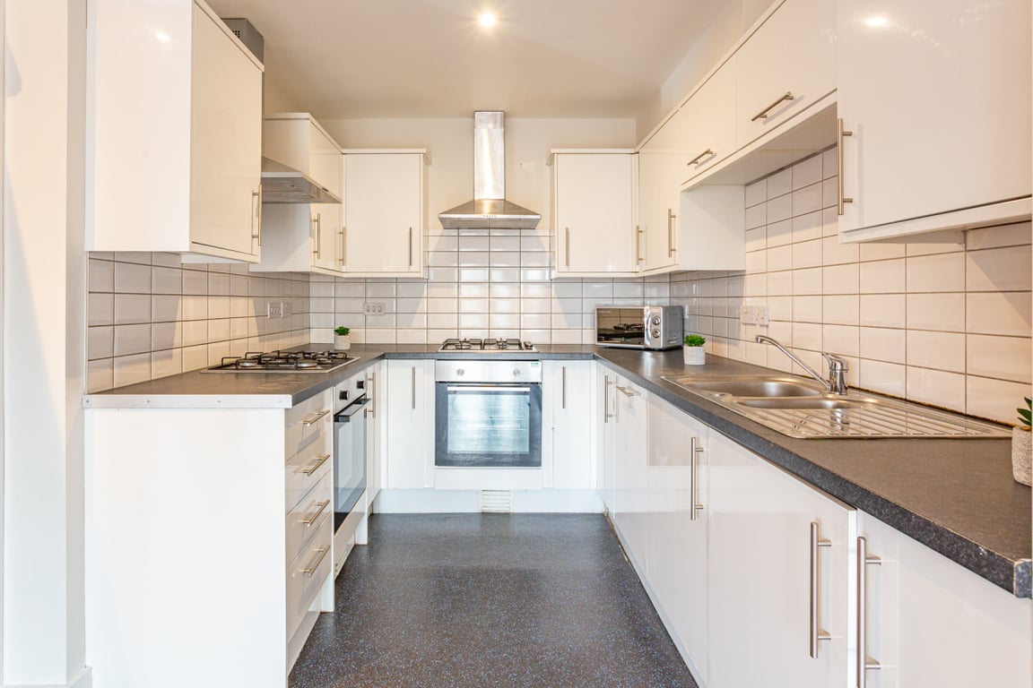Flat 5, 1 St Hilds Lane