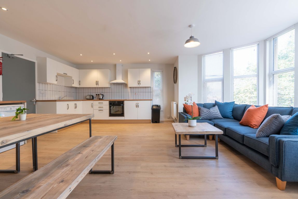 Flat D, 113 Portland Road