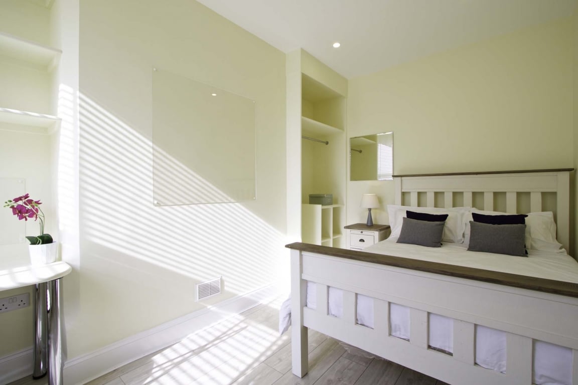 5 Newstead Grove
