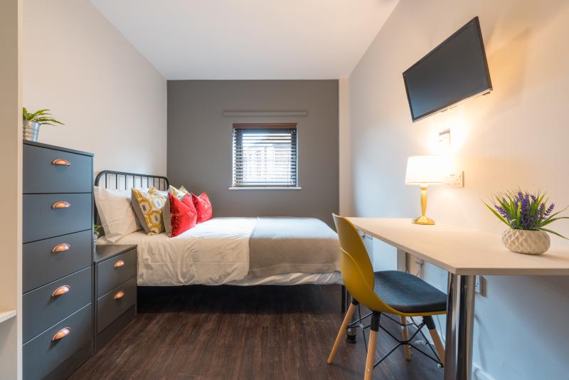 Flat 4, Byron Lofts