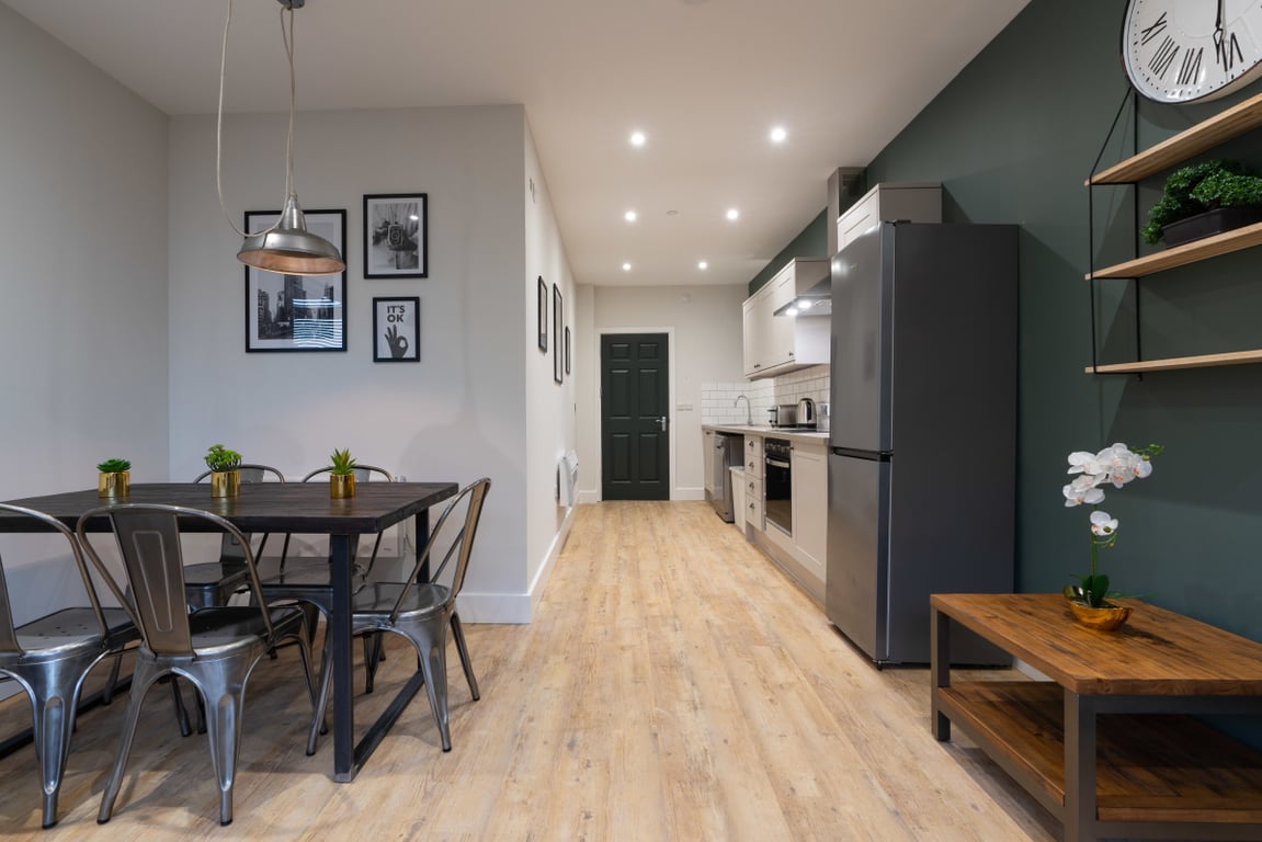 Flat 1, 126 Walter Road
