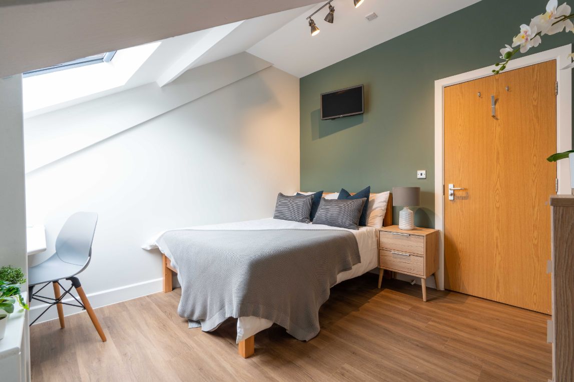 Flat 4 Shiners Yard, 123 Jesmond Road