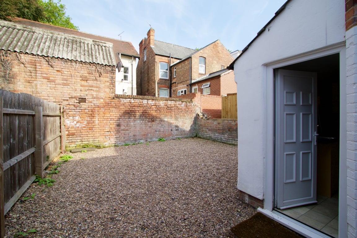 36 Derby Grove