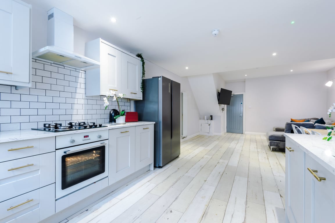 66 Woodcroft Road