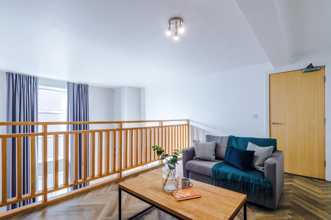 Flat 2, Mayfair Court