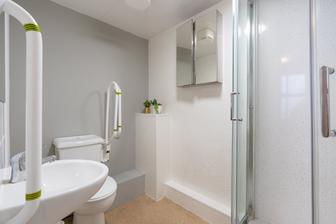 Flat 13, Hope Court