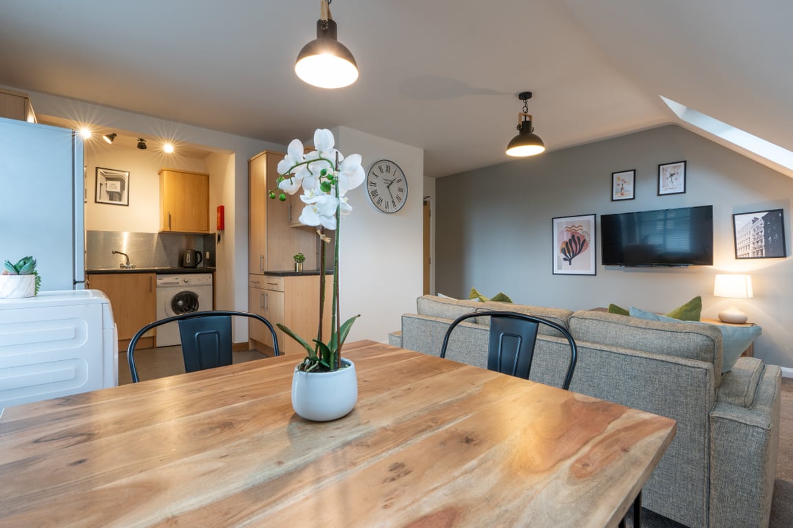 Flat 12, Hope Court