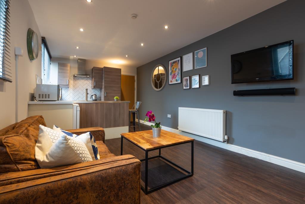 Flat 2, 28 Glynrhondda Street