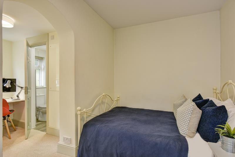 116 Monks Road