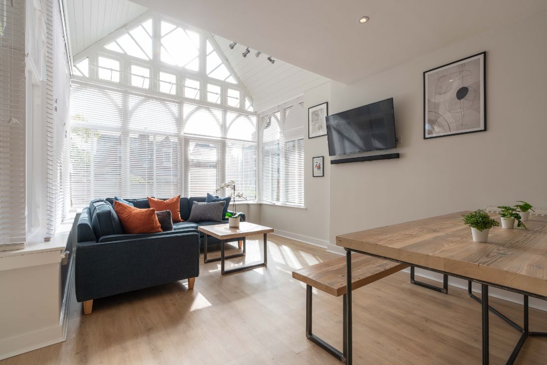 Flat A, 113 Portland Road