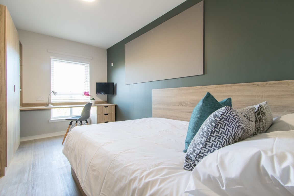 Flat 12, 7 Morrison Circus