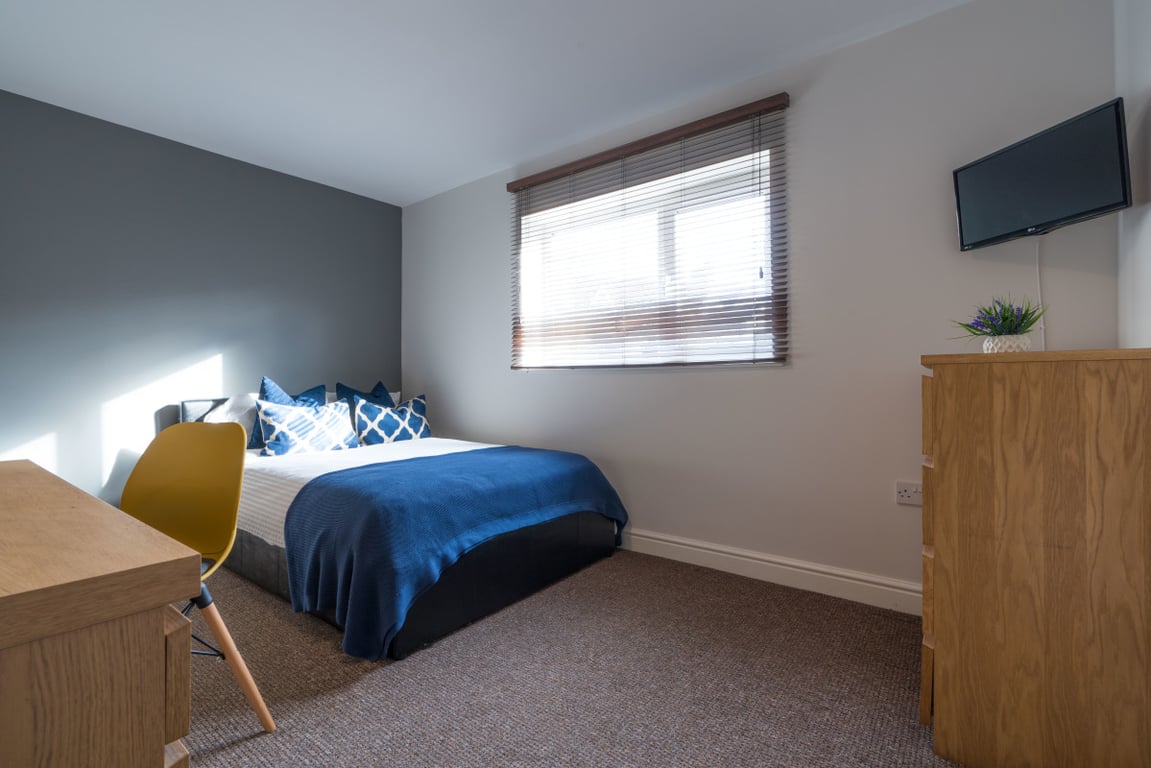 Flat 2, 28 Glynrhondda Street