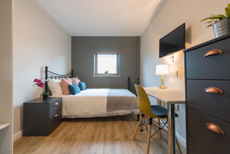 Flat 6, Byron Lofts