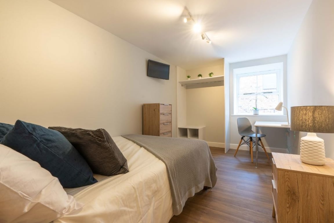 Flat 3 Shiners Yard, 123 Jesmond Road