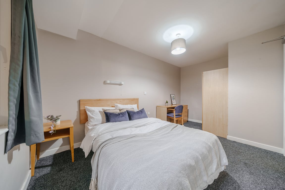 Flat 5, Mayfair Court