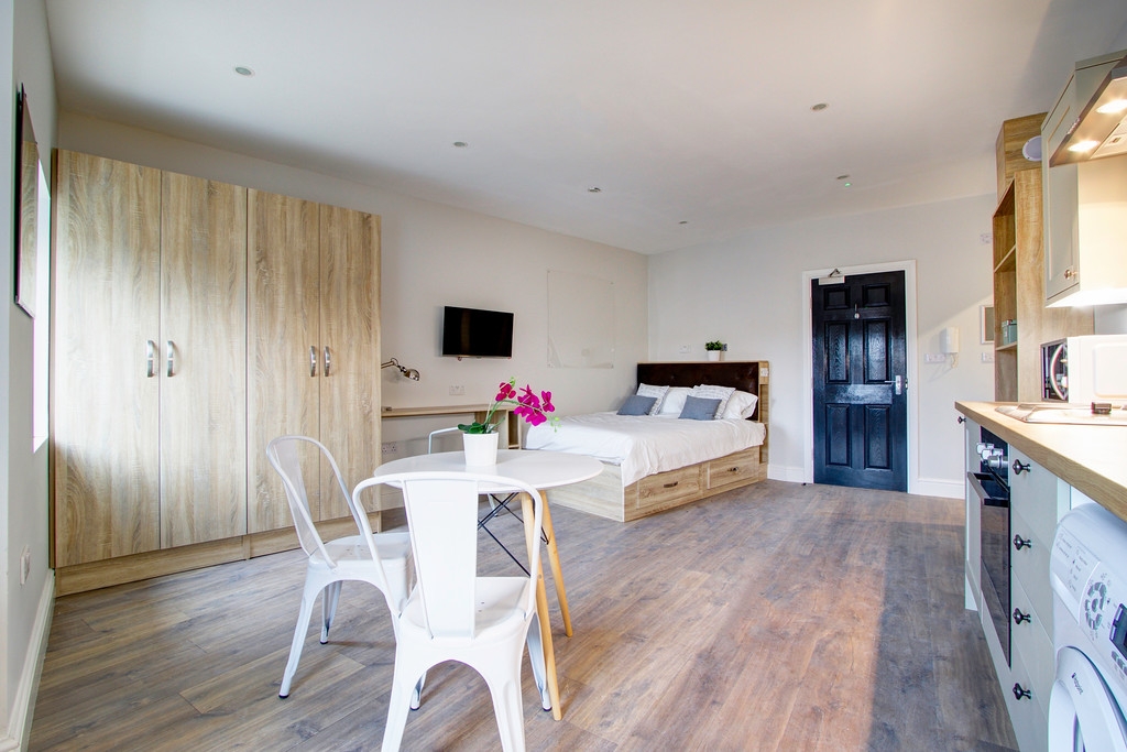 Flat T, Park View
