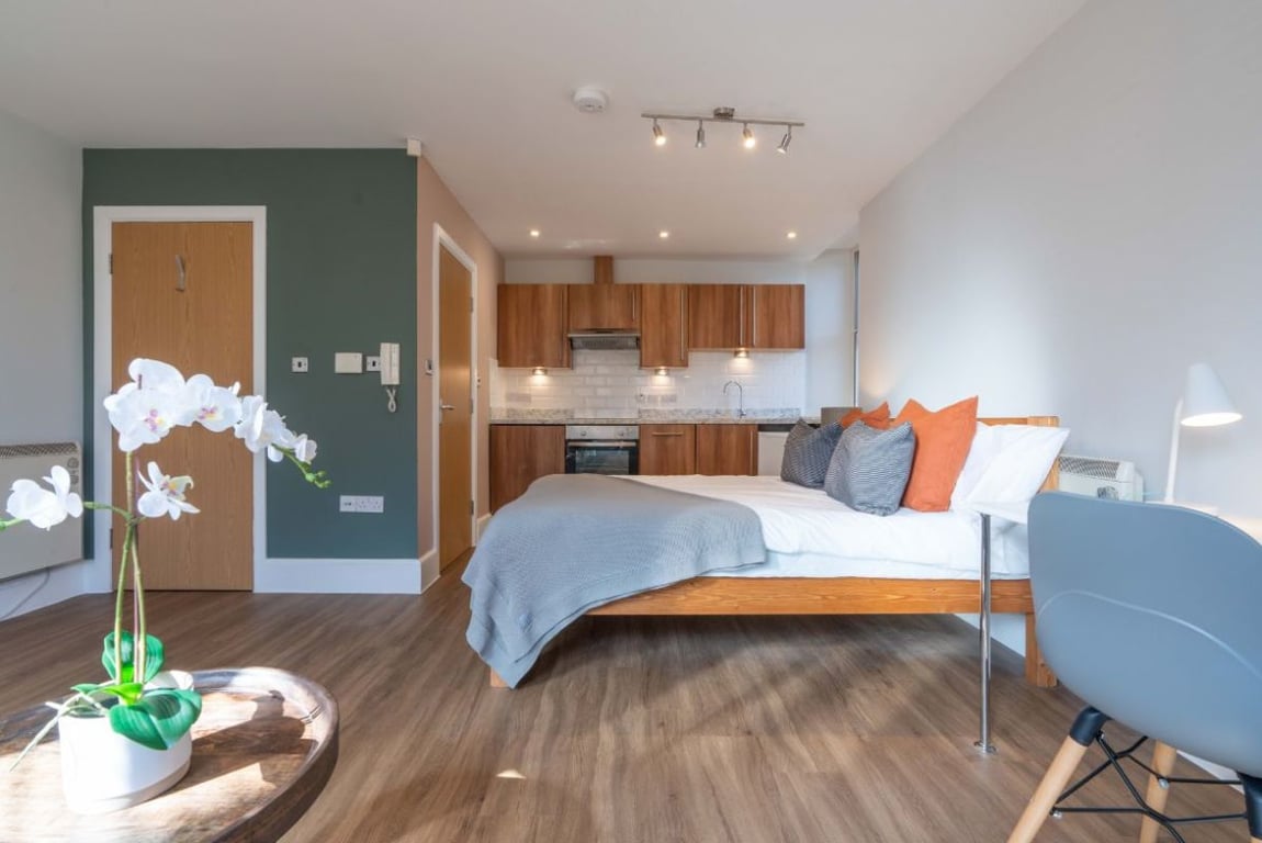 Flat 1 Shiners Yard, 123 Jesmond Road