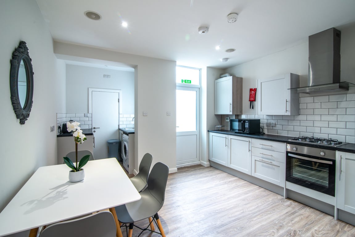 18 Cauldon Road