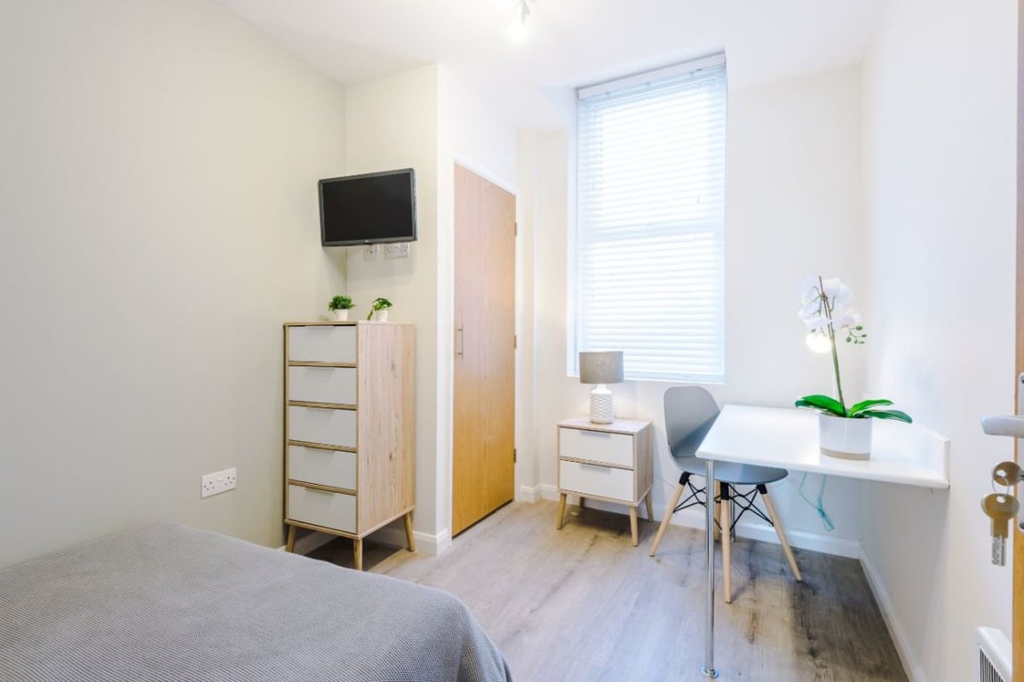 5 Mildmay Road