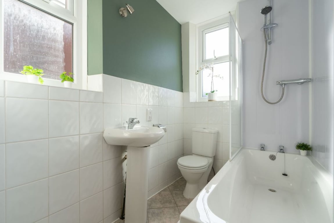 Flat 3 20 Kimberley Gardens