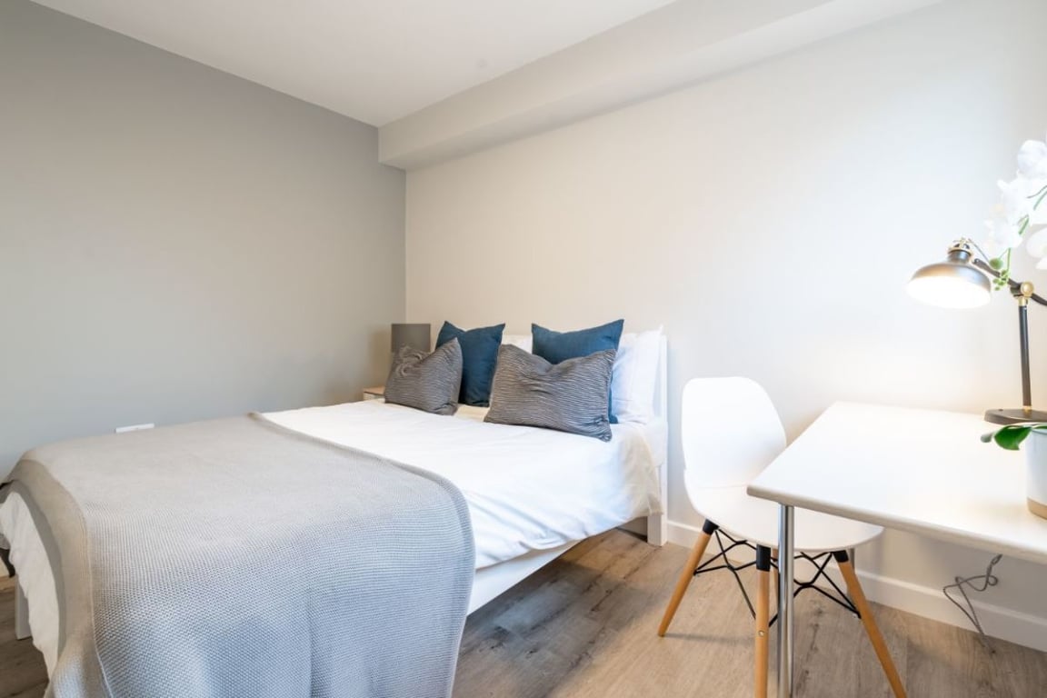 Flat 1 The Square, 1 Falconar Street