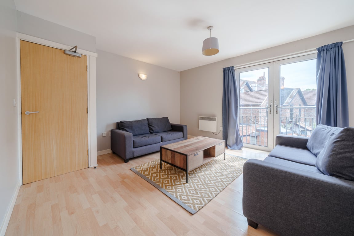 Flat 7, Mayfair Court