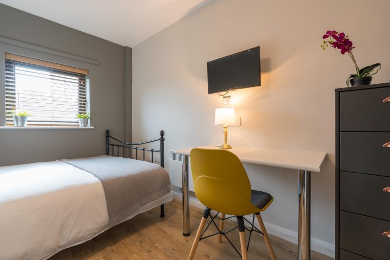 Flat 6, Byron Lofts