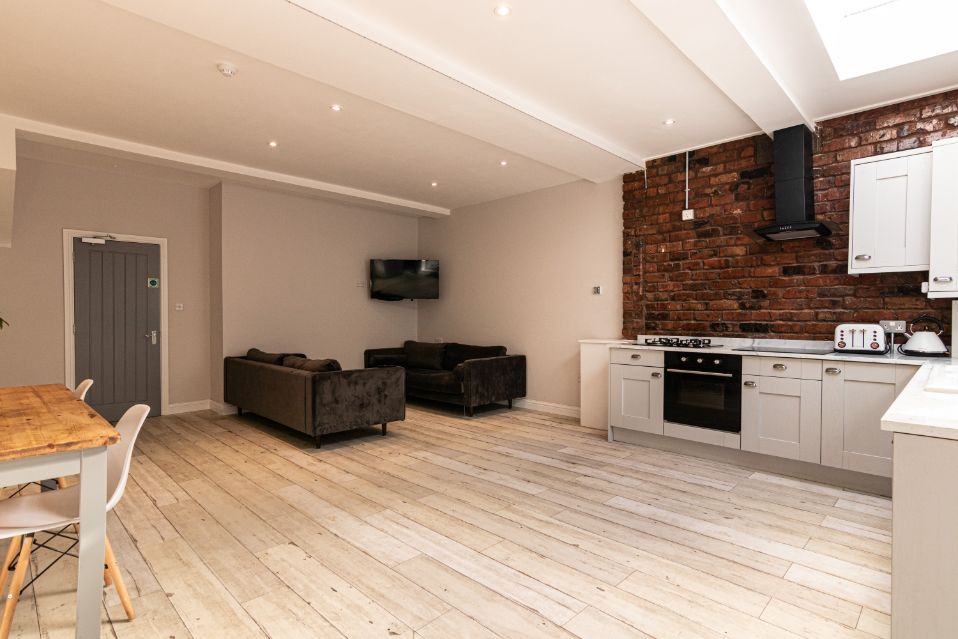 89 Woodcroft Road