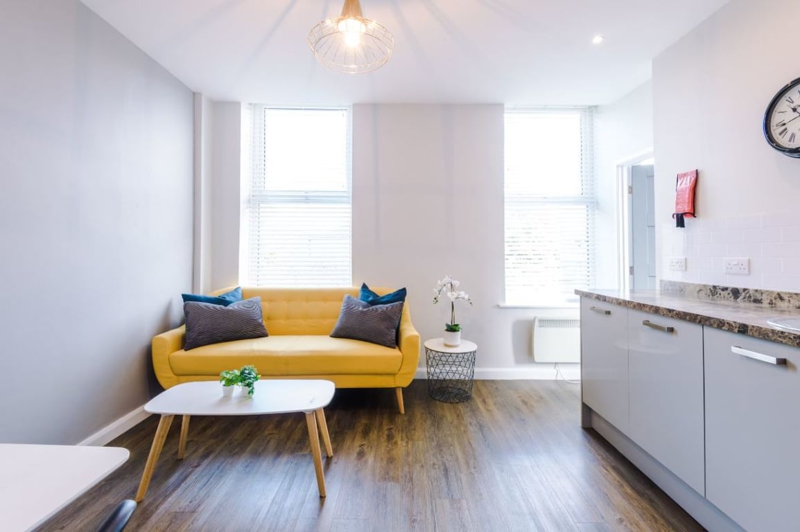 Flat 5, 44 Burdon Terrace