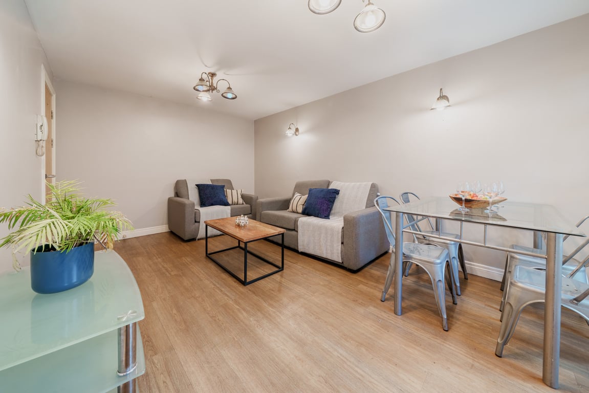 Flat 12, Lowry House