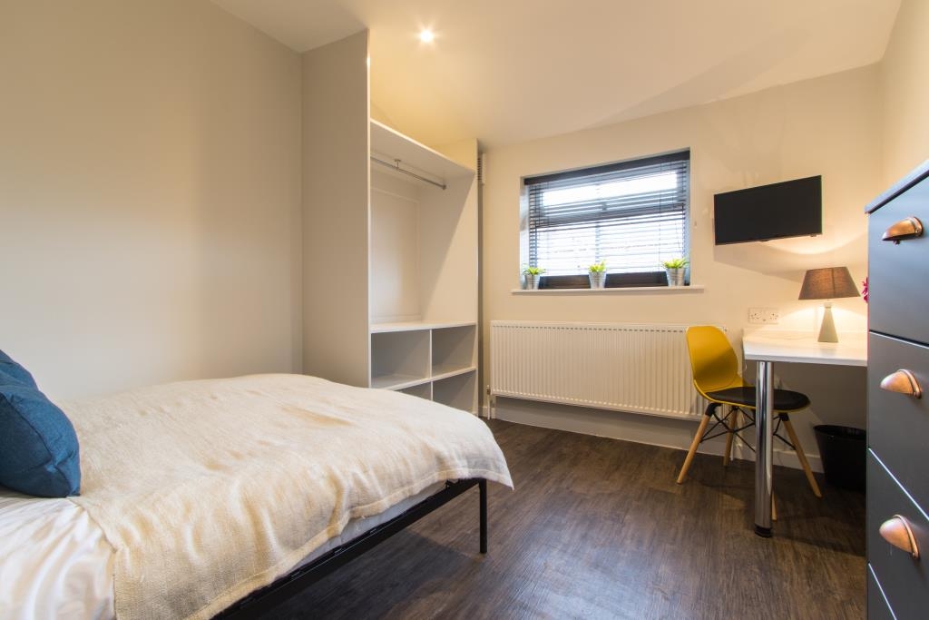 3 Gresford Avenue