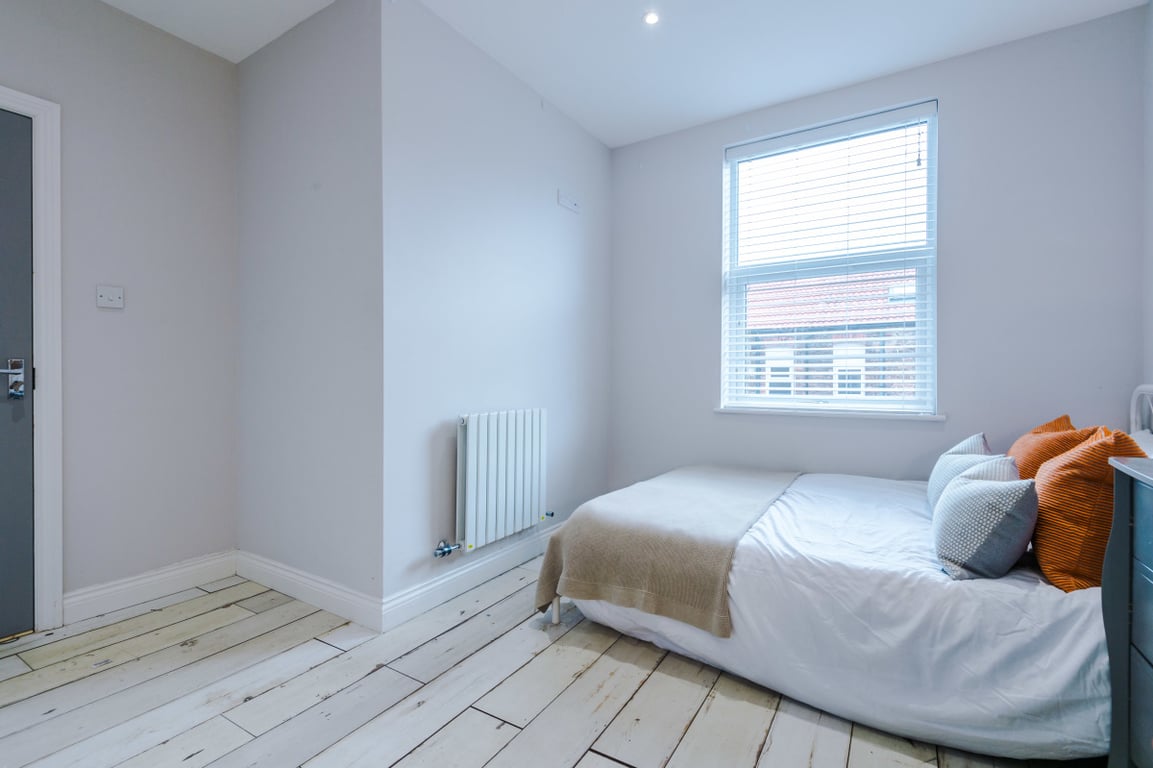 67 Woodcroft Road