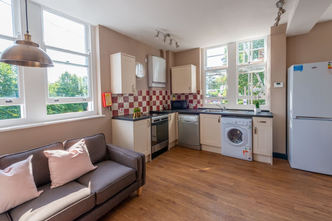 Flat M Bishop Blackall School