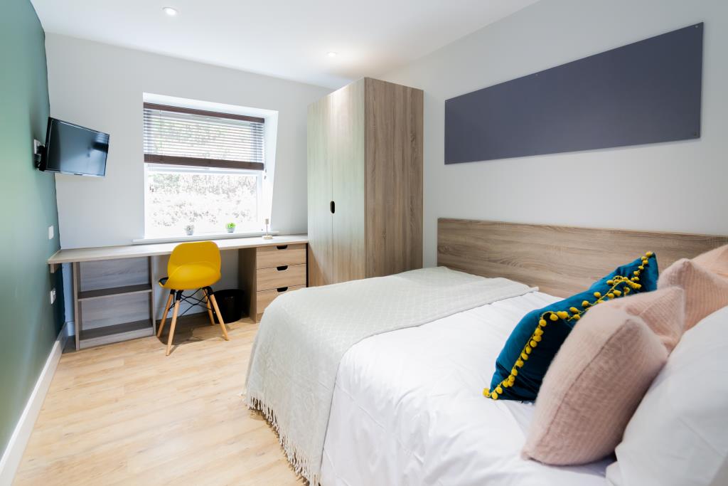 Flat 7, 42 Bankfield Road
