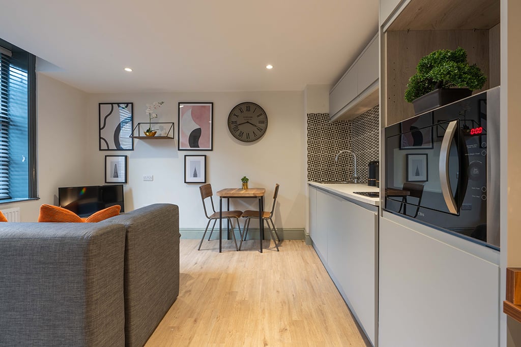 Flat 1, 76 Mount Pleasant