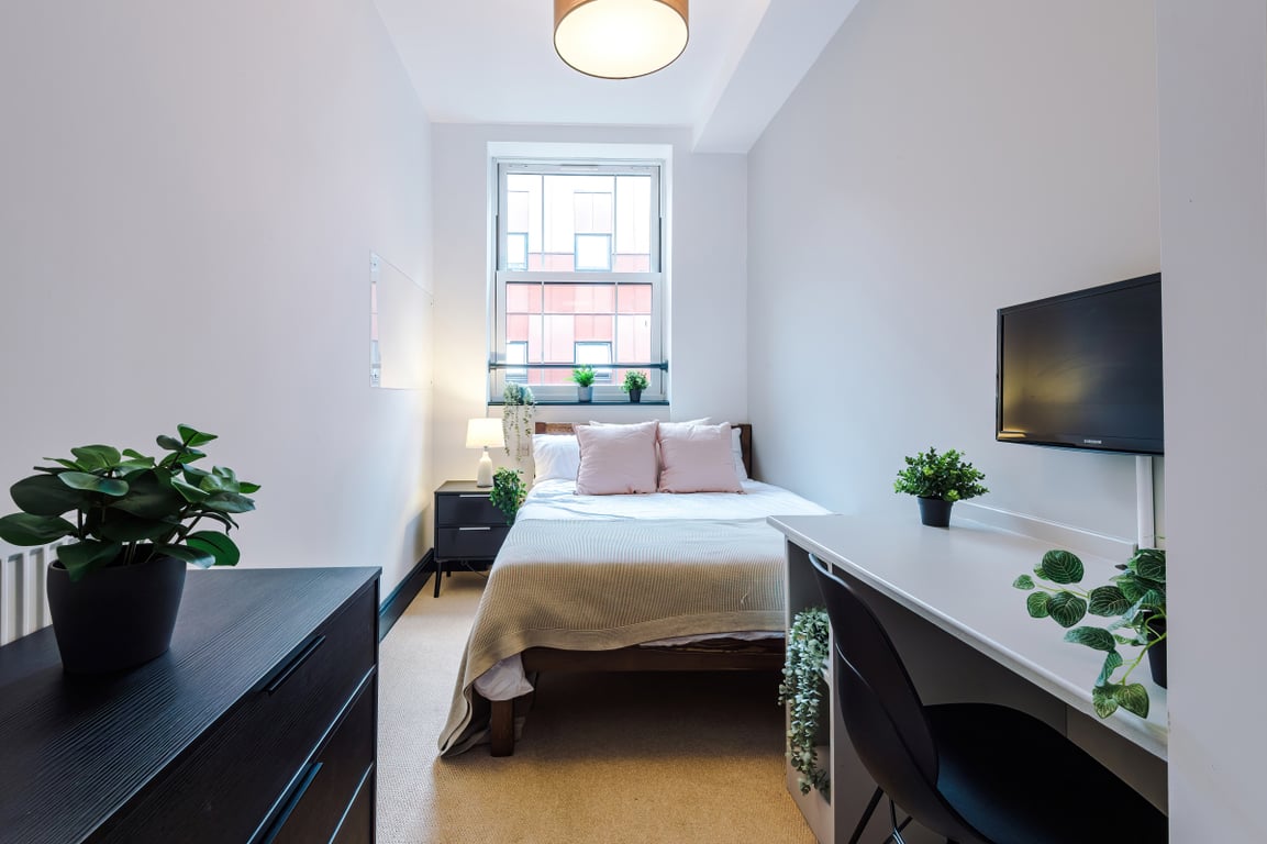 Flat 12, Shoe & Boot Factory